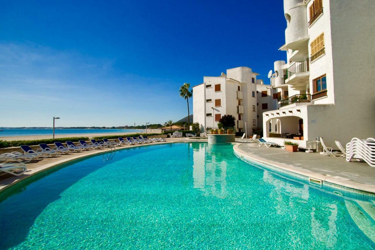 Beachfront Apartment Port de Alcudia  Luaran gambar