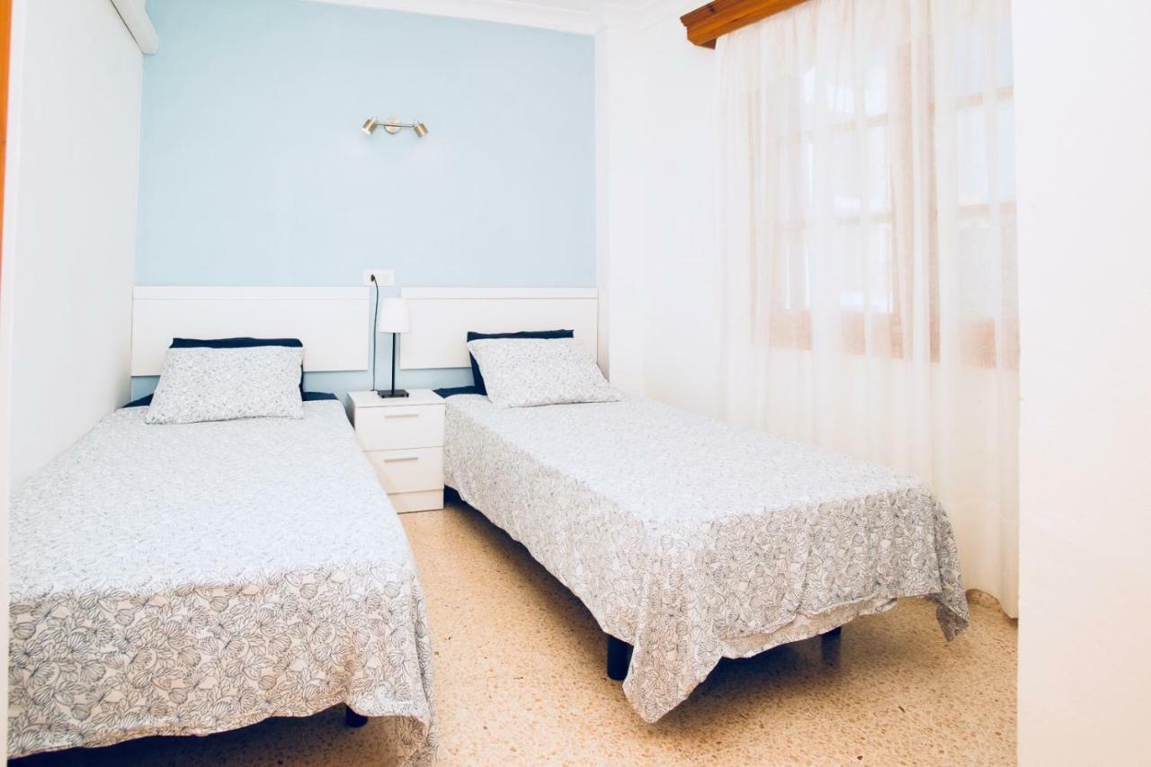 Beachfront Apartment Port de Alcudia  Luaran gambar